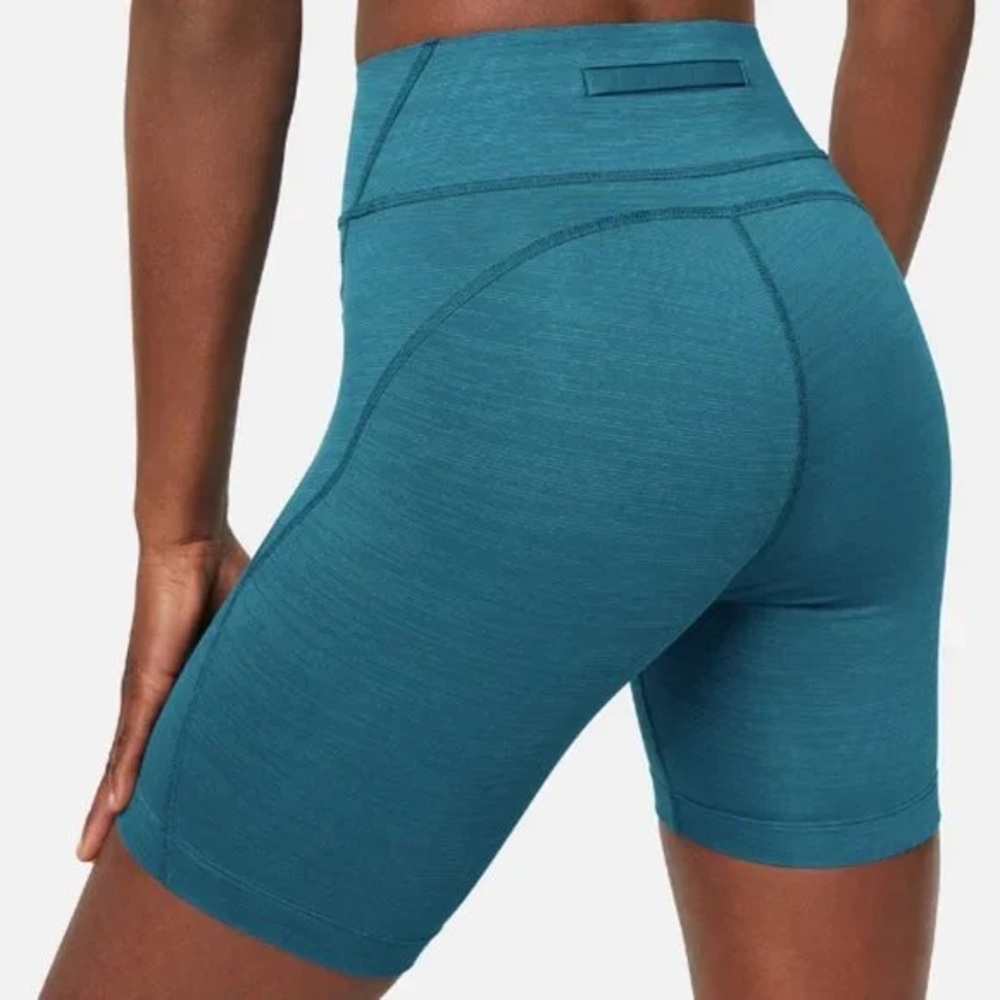 Outdoor Voices 7” Shorts